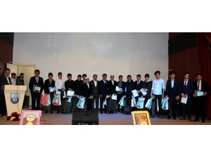 Kur’an-ı Kerimi Güzel Okumak İçin Yarıştılar