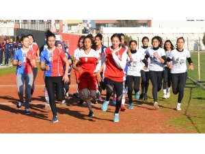 Öğrenciler Atatürk Koşusunda Kıyasıya Yarıştı