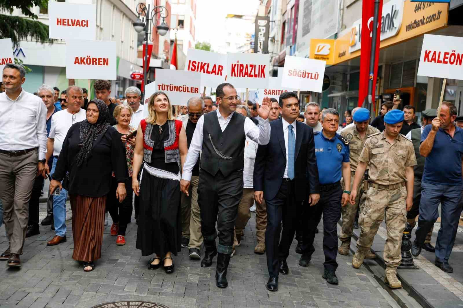 34-uluslararasi-akcaabat-muzik-ve-halk-oyunlari-festivali-basladi