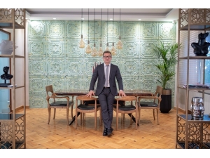 Op. Dr. Berker Büyükgüral: “2019’da Estetik Trendleri Değişecek”