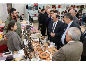 El Sanatları Ve Hediyelik Eşya Fuarı Açıldı