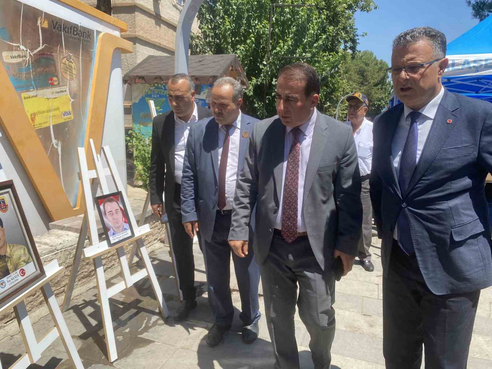 alasehir-de-sehitler-icin-2-bin-kisilik-vefa-sofrasi