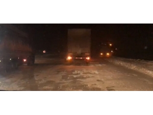 Kar Yağışı Ve Tipi Erzincan’da Ulaşımı Olumsuz Etkiledi