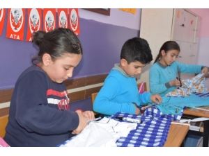 Eski Tişörtlerden Alışveriş Torbası Yapıyorlar