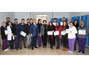 Esogü’de Acil Servis Hemşireleri Temel Eğitim Kursu Düzenlendi