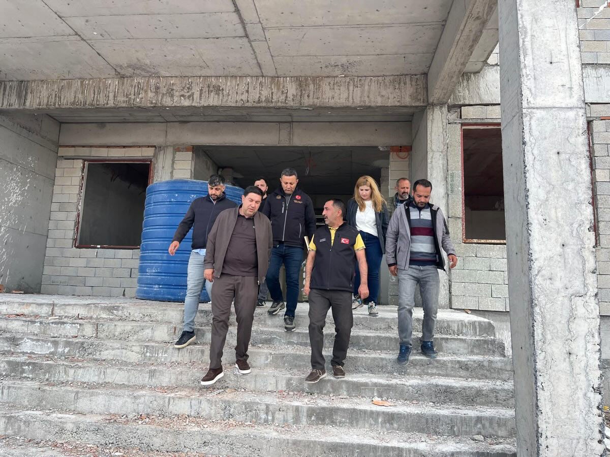 kars-ta-egitim-yatirimlari-yukseliyor-gamp-lisesi-ve-tarim-lisesi-insaatlarinda-inceleme