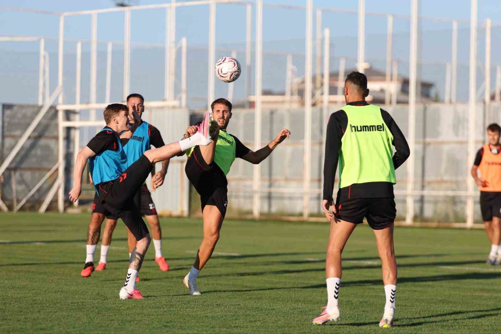 sivasspor-kayserispor-macina-hazirlaniyor