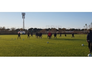 Yeşilyurt Belediyespor’da Belek Kampı Sürüyor