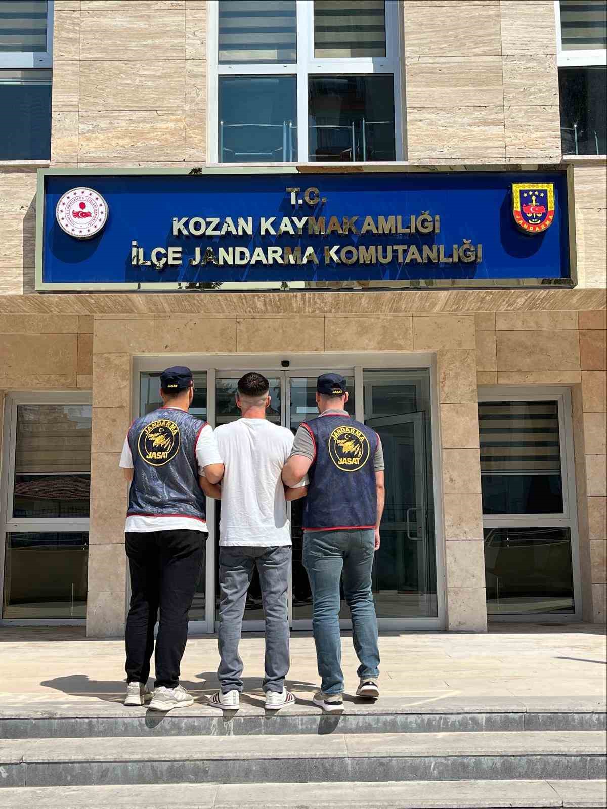 adana-da-17-yil-hapis-cezasiyla-aranan-hukumlu-yakalandi