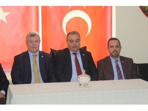 Ak Parti Grup Başkanvekili Akbaşoğlu Mhp İl Başkanlığını Ziyaret Etti