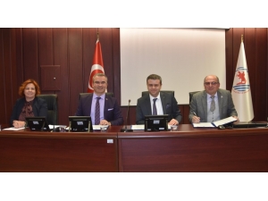 Öğrenciler Deltada Ders Yapacak