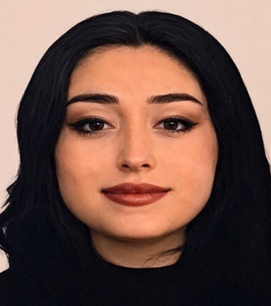kagithane-de-rezidansin-14-uncu-katindan-asagi-dusen-26-yasindaki-kadin-hayatini-kaybetti