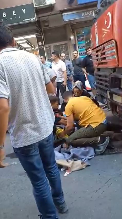 kucukcekmece-de-hafriyat-kamyonunun-carptigi-yaya-agir-yaralandi