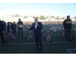 "15 Bin Eve 15 Bin Bisiklet" Kampanyası Çerçevesinde 500 Bisiklet Daha Dağıtıldı