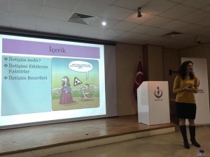 Sağlık Personeline “Etkili İletişim” Konulu Eğitim Verildi