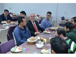 Rektör Savaş: "Şehirler Ve Okullar Engelliler İçin Yeniden Düzenlenmeli"