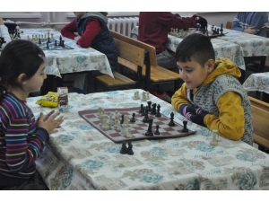 Sandıklı’da Kurslara Yoğun İlgi