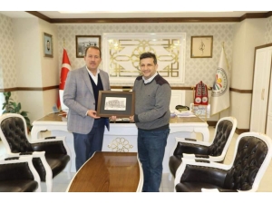Ak Parti Milletvekili Karacan’dan Başkan Kayacan’a Ziyaret
