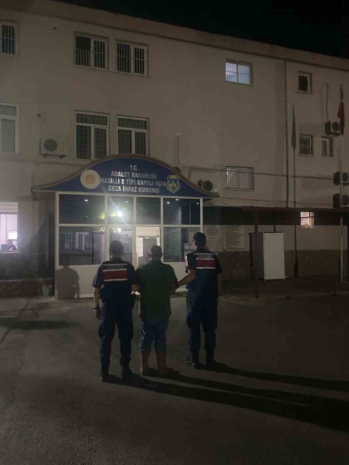 kuyucak-ta-ormanlik-alanda-kenevir-yetistiren-supheli-sucustu-yakalandi