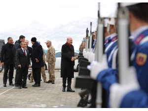 Bakan Soylu: "Yaklaşık 700 Terörist Kaldı, Şimdi Kazıma Zamanıdır"