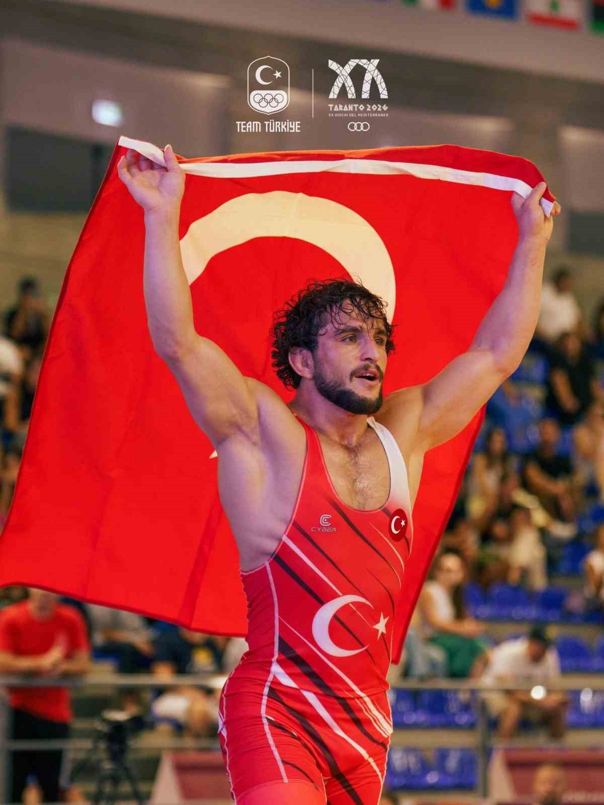 ahmet-duman-akdeniz-oyunlari-sampiyonu-oldu