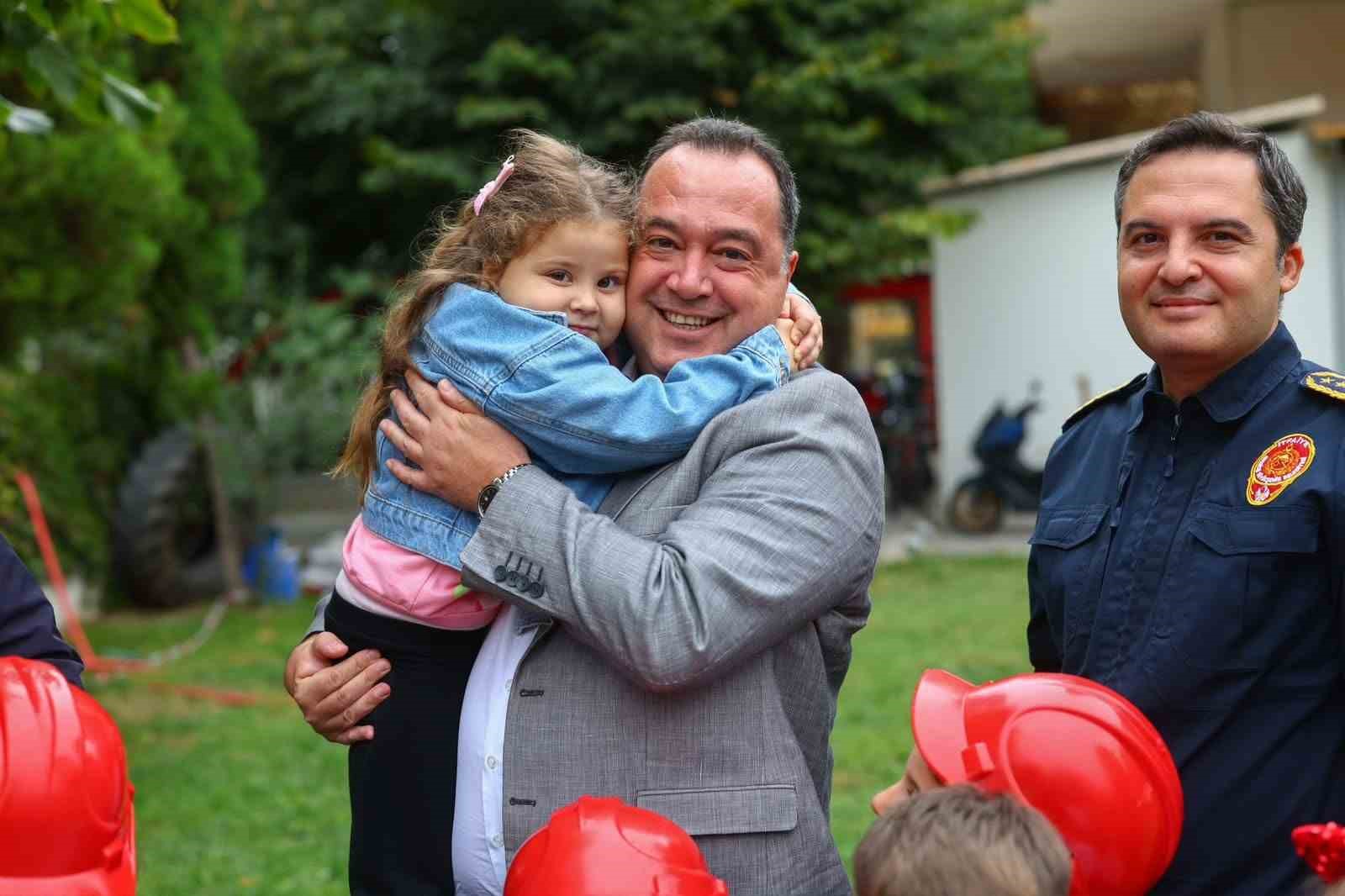 itfaiye-haftasi-nda-baskan-dutlulu-dan-itfaiye-personeline-tesekkur