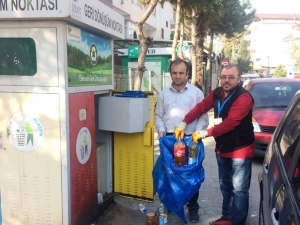 İzmit Atıklara Sahip Çıkıyor