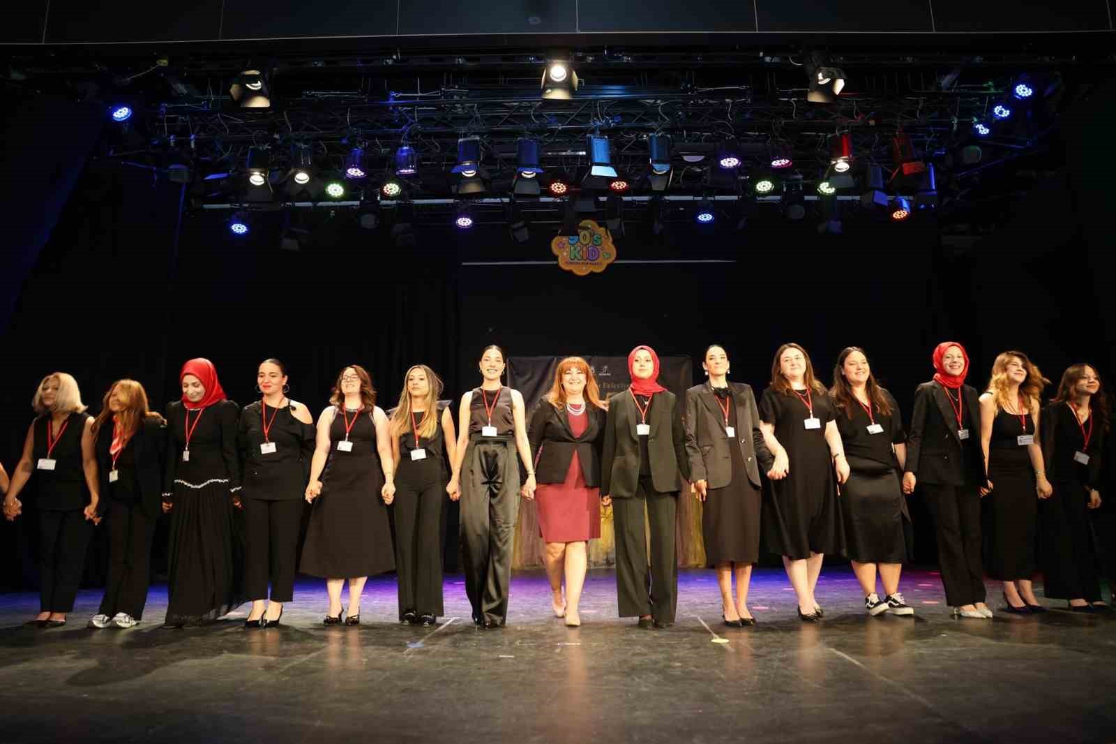 sehzadeler-in-minikleri-mezuniyet-heyecani-yasadi