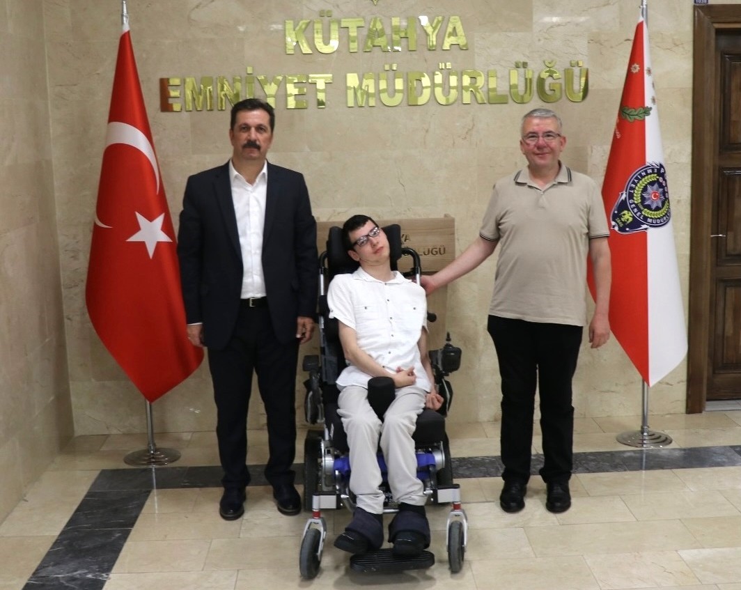 kutahya-il-emniyet-muduru-elbir-ozel-bireylerimiz-en-kiymetli-degerlerimizdir