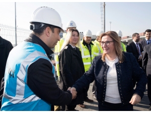 Bakan Pekcan’dan Ambarlı Gümrük Müdürlüğüne Ziyaret