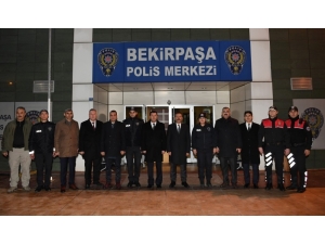 Kocaeli Valisi, Yılbaşında Görev Başındaki Kamu Çalışanlarını Unutmadı