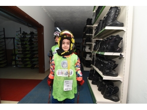 Türkiye’nin En Büyük Kayak Okulu Spor Aş’de