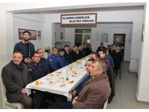 Mustafa Esgin’den Yılın İlk Bebeğine Altın