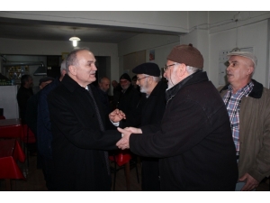 Başkan Adayı Özlü, Mahalle Ziyaretlerine Ağırlık Veriyor