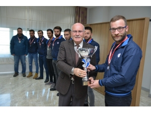 Uşak Üniversitesi Rektörlük Turnuvaları Sona Erdi