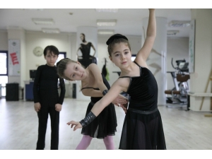 Odunpazarı’nda Çocuklar Baleyle Büyüyor