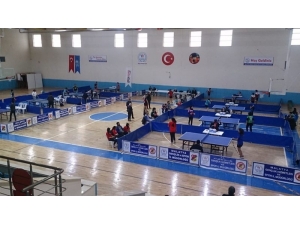 Okullar Arası Gençler Masa Tenisi Grup Müsabakaları Tamamlandı