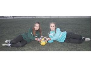 Kızlar Kaleyi Ele Geçirdi