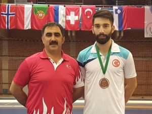 Erzincanlı Milli Sporcu Çin’e Gitti