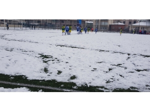 Sindelhöyükspor Evinde Rakibi Yavuzspor’u Farklı Yendi