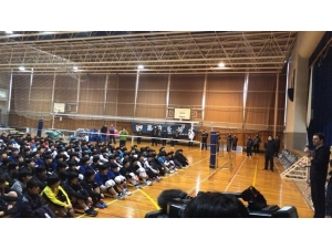 Ferhat Akbaş Japon Çocuklara Kurs Verdi