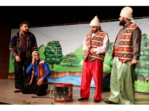 Çocuk Tiyatrosuna Yoğun İlgi