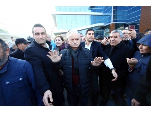 Başkan Karabağ’a Sevgi Seli Büyüyor