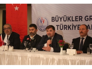 Büyükşehir’in Güreşçilere Mindere Çıkıyor