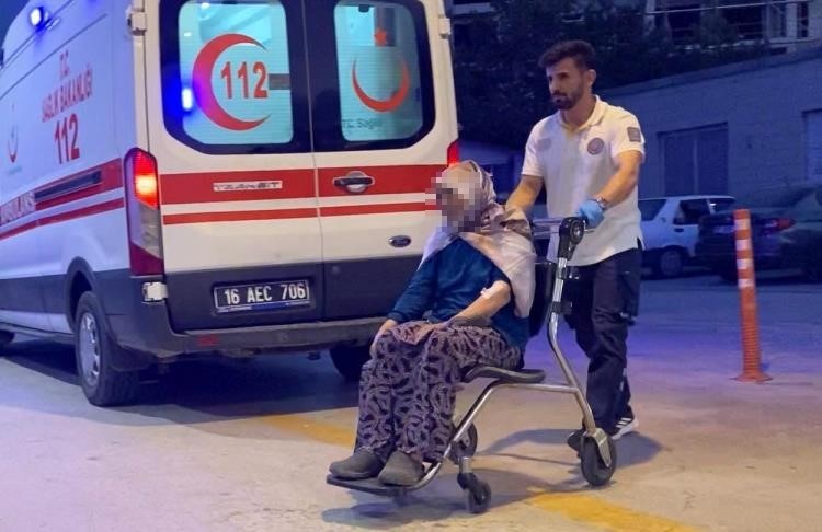 bursa-da-korkutan-yangin-mahsur-kalan-kadin-ve-engelli-kizi-kurtarildi
