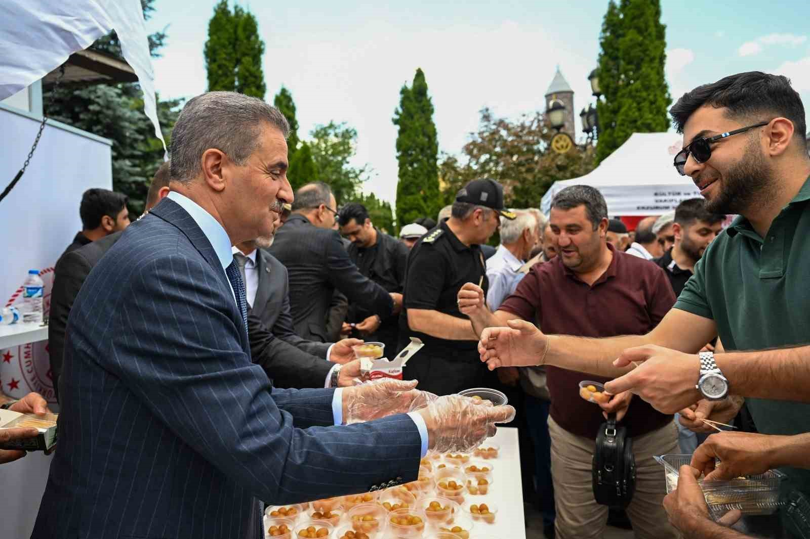 15-temmuz-sehitleri-lalapasa-camii-nde-dualarla-anildi