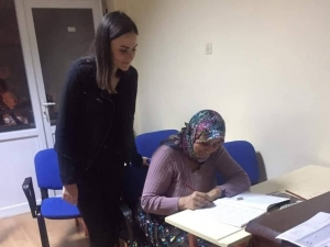 60 Yaşında Okuma Yazma Öğreniyor