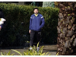 Yeni Malatyaspor İki Eksikle Çalıştı