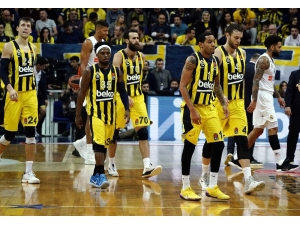 Lider Fenerbahçe, Baskonia’yı Ağırlıyor