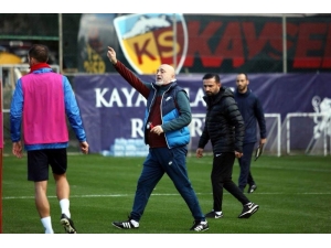 Kayserispor’un Antalya Kampı Başladı